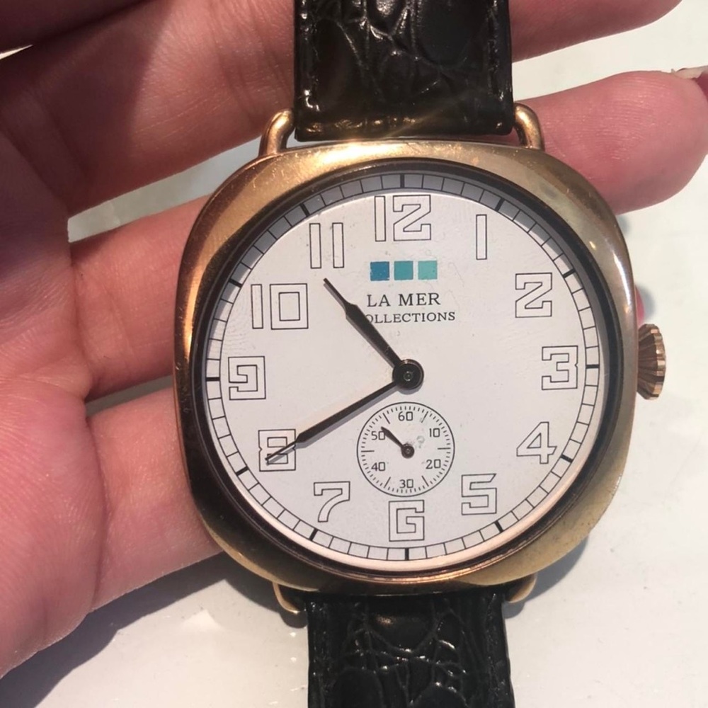 Antique leather strap watch